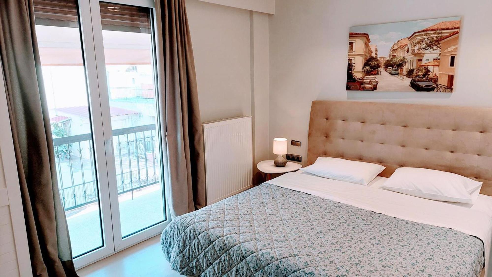 Luxurious Minimal Apartment In Acropolis Aten Exteriör bild