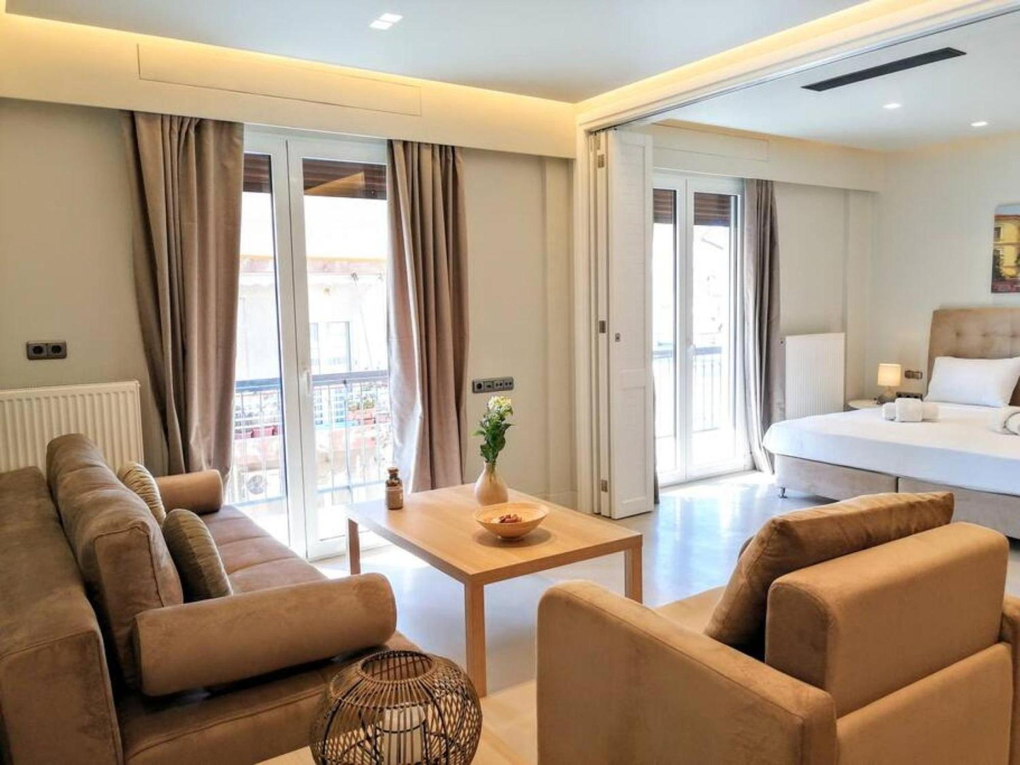 Luxurious Minimal Apartment In Acropolis Aten Exteriör bild